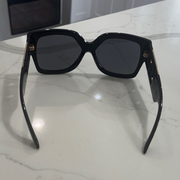Versace Bold Black Oversized Sunglasses - Picture 3 of 3